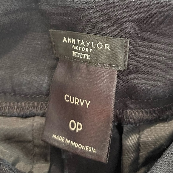 Ann Taylor Factory Black Curvy Petite Pants - Picture 4 of 4